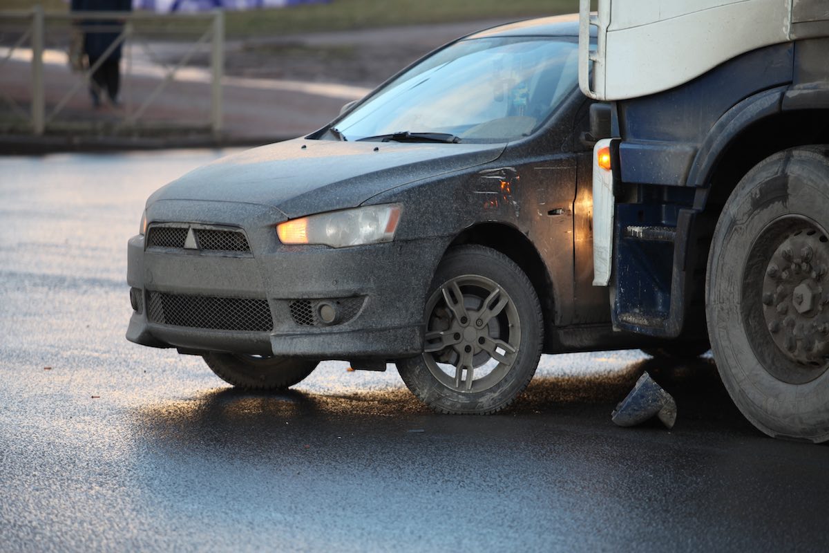 semi-truck accident lawyers