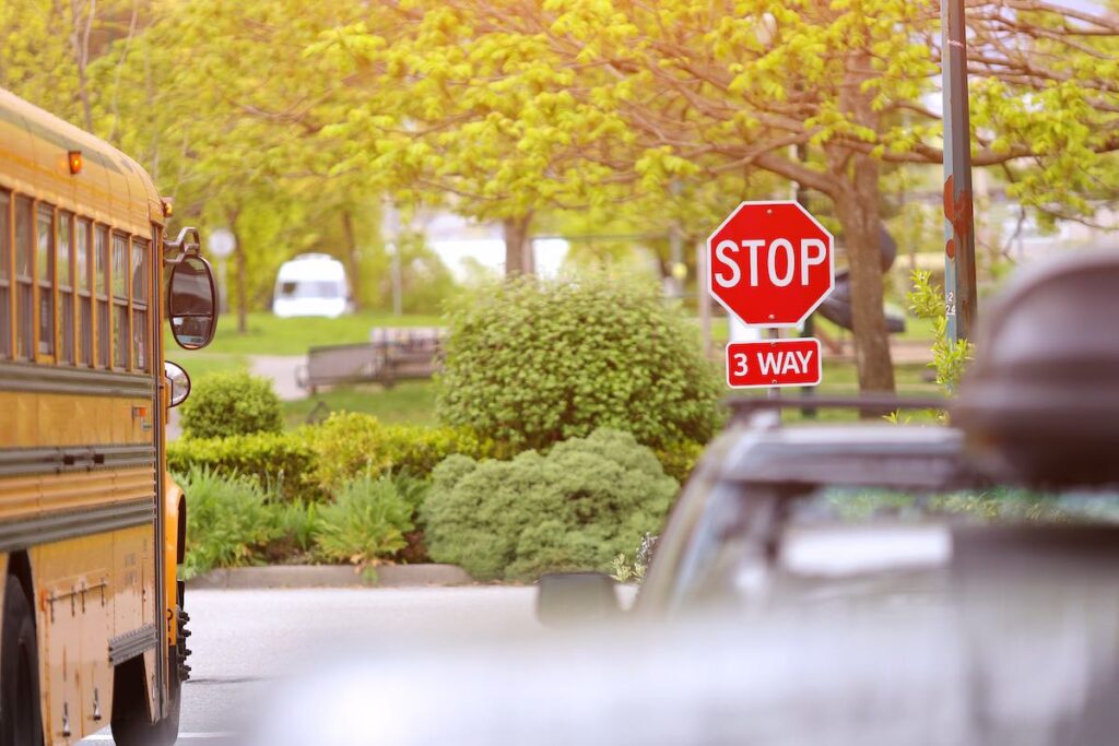 Navigating 3-way stop sign intersections